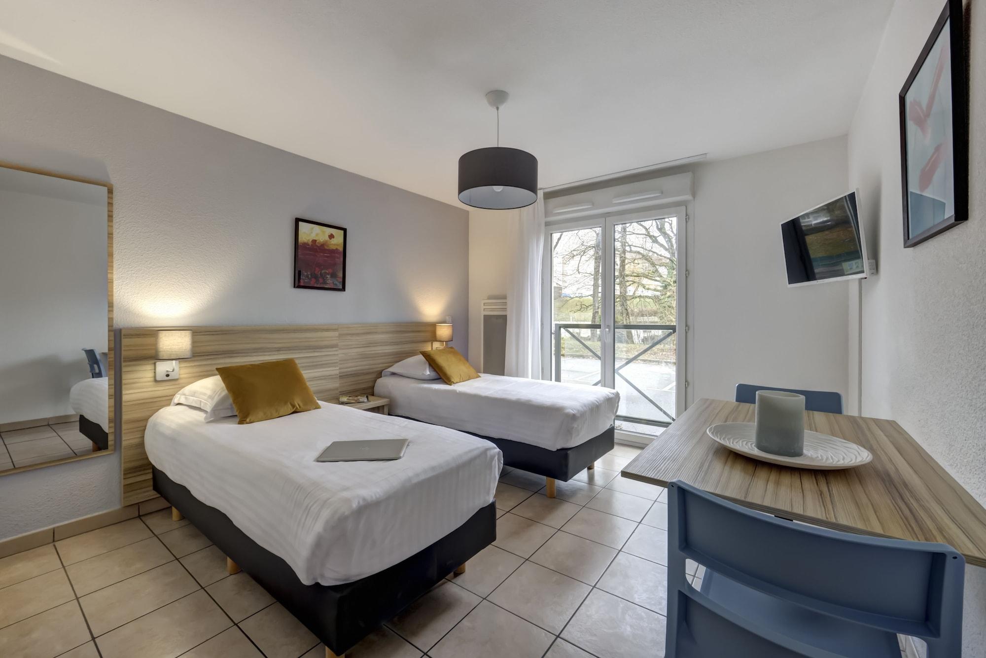 Zenitude Hôtel-Résidences L'Orée du Parc Divonne-les-Bains Esterno foto