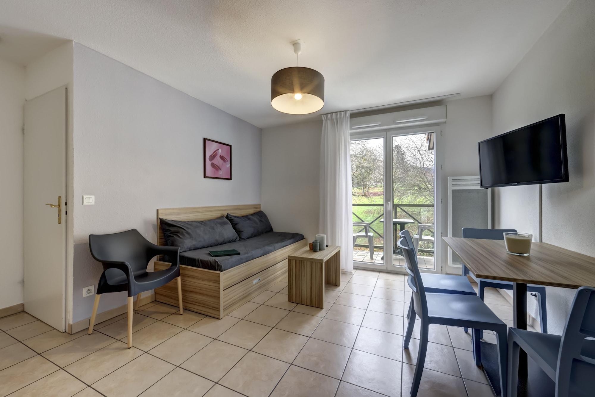Zenitude Hôtel-Résidences L'Orée du Parc Divonne-les-Bains Esterno foto