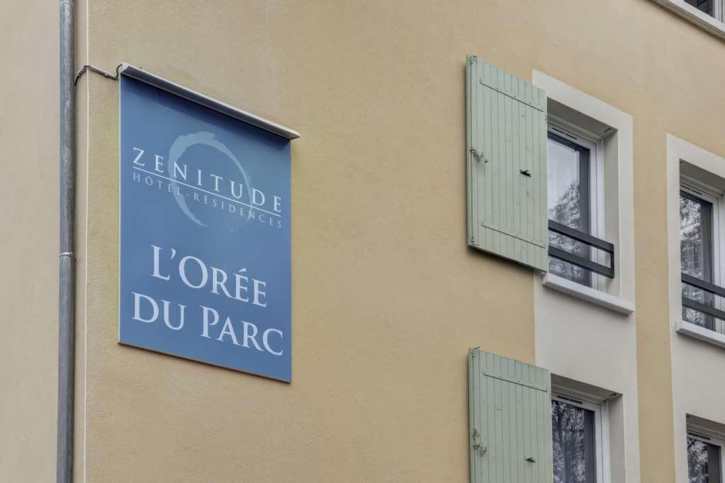 Zenitude Hôtel-Résidences L'Orée du Parc Divonne-les-Bains Esterno foto